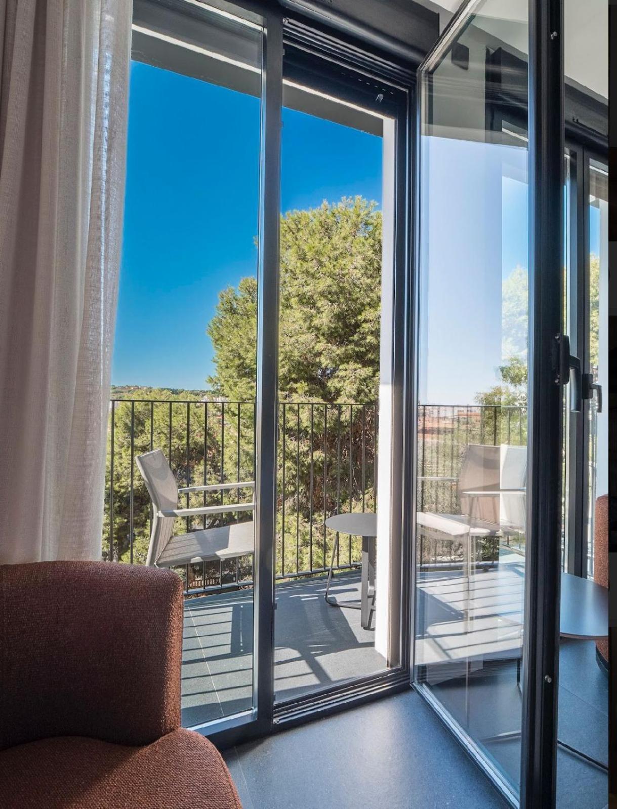 Tq 10 Boutique Aparthotel Alicante Exterior photo