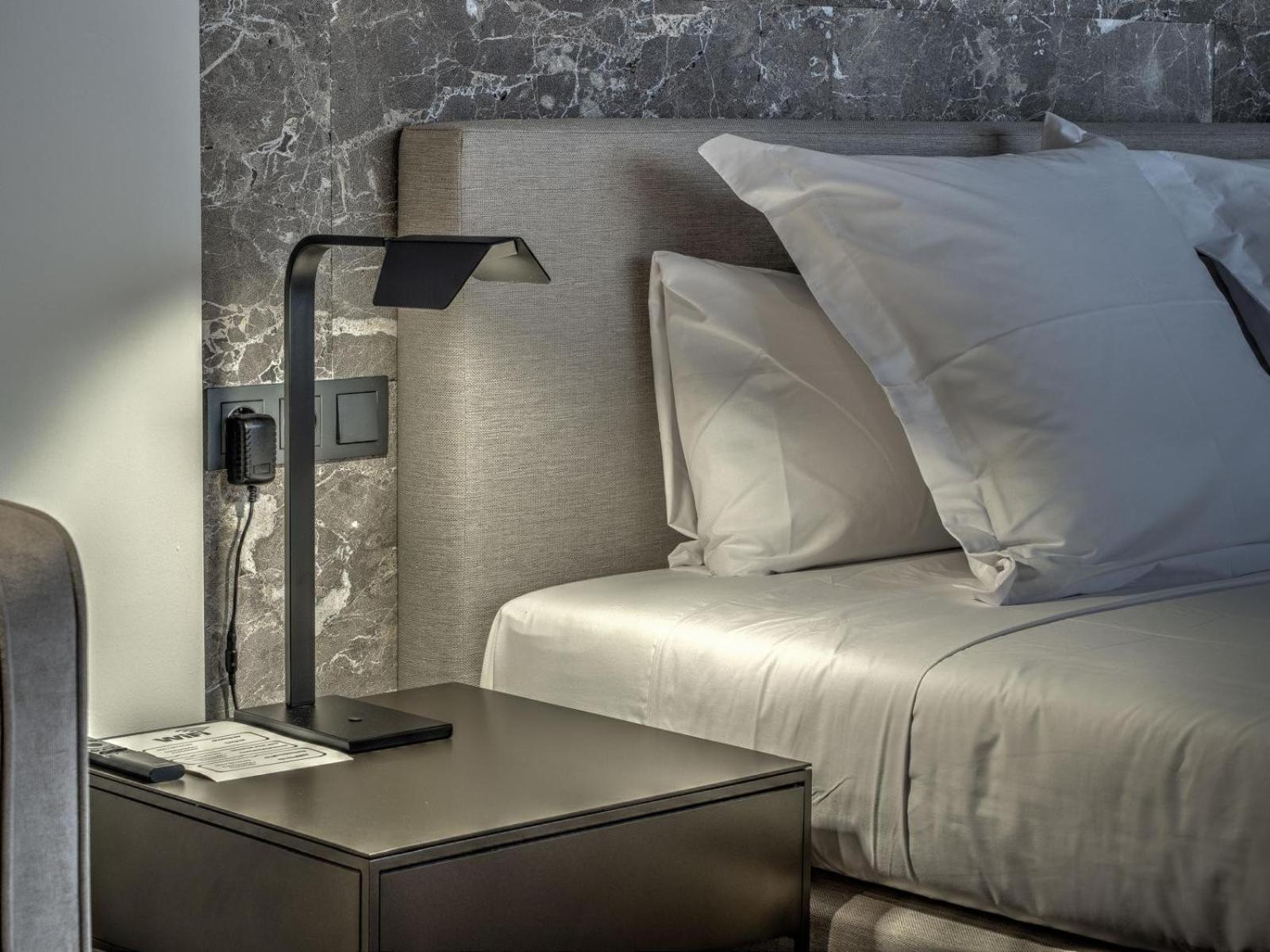 Tq 10 Boutique Aparthotel Alicante Exterior photo